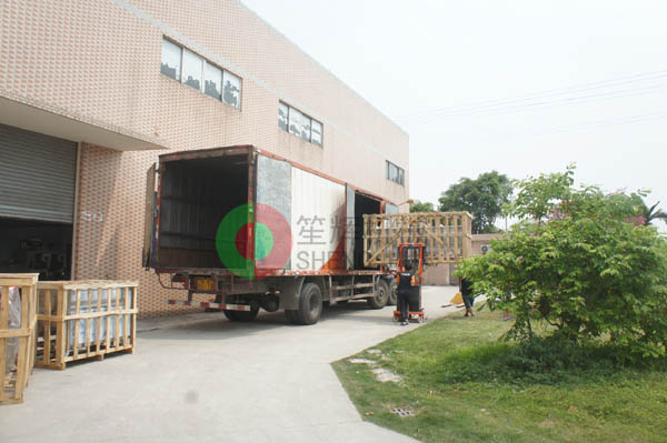 江西客戶向我公司訂購切菜機(jī)、渦流洗菜機(jī)、脫水機(jī)等蔬菜加工設(shè)備