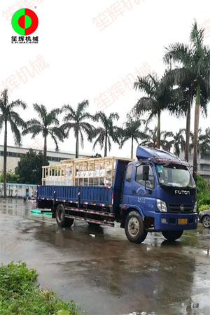 上?？蛻粲嗁彍u流機組,不畏風雨裝車發(fā)貨!