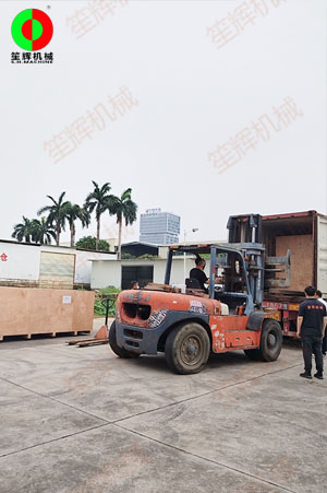 泰國(guó)客戶復(fù)購(gòu)的沙拉菜清洗脫水線設(shè)備發(fā)貨交付！